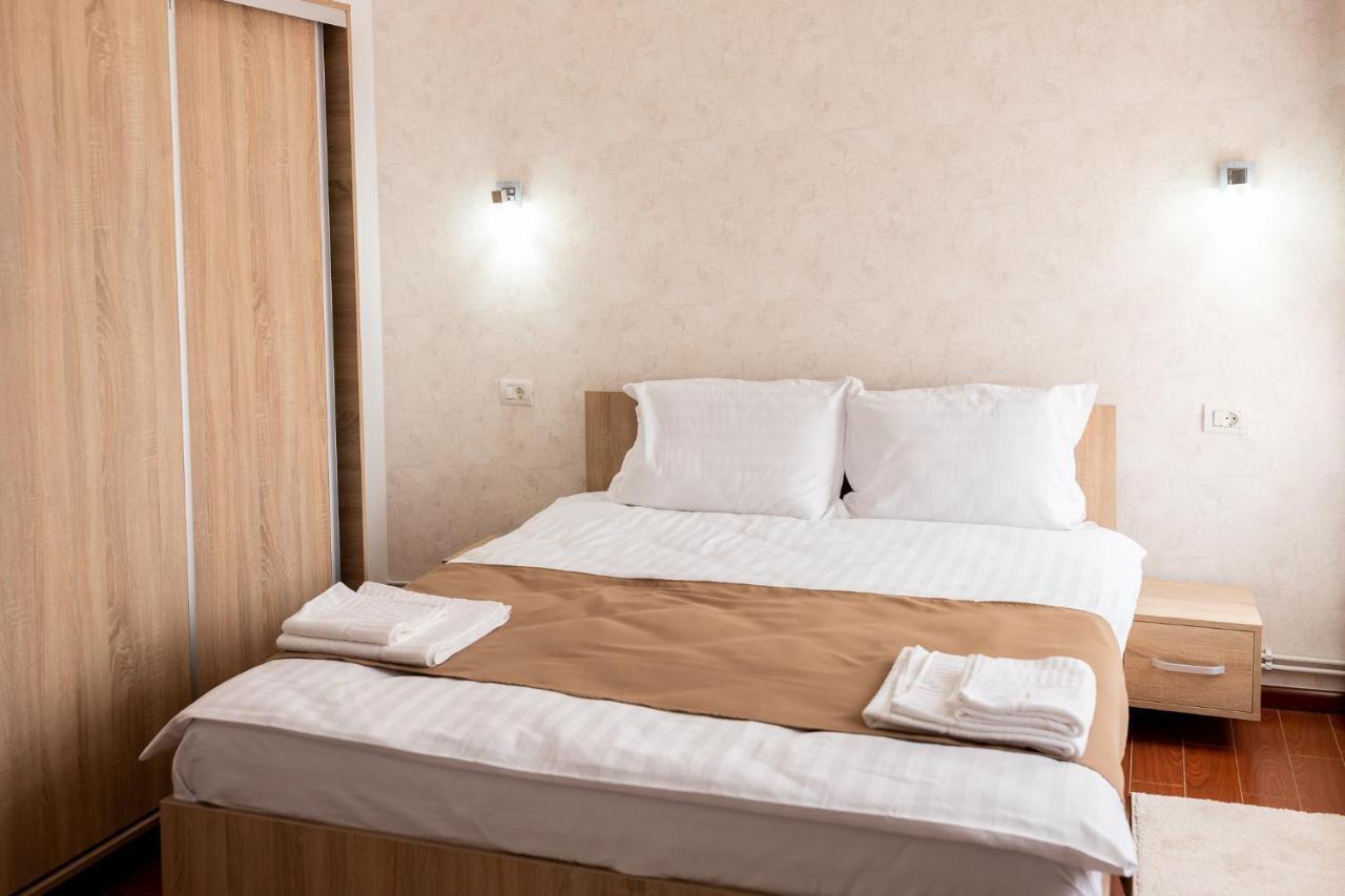 Marconi Guesthouse Hunedoara Exterior photo