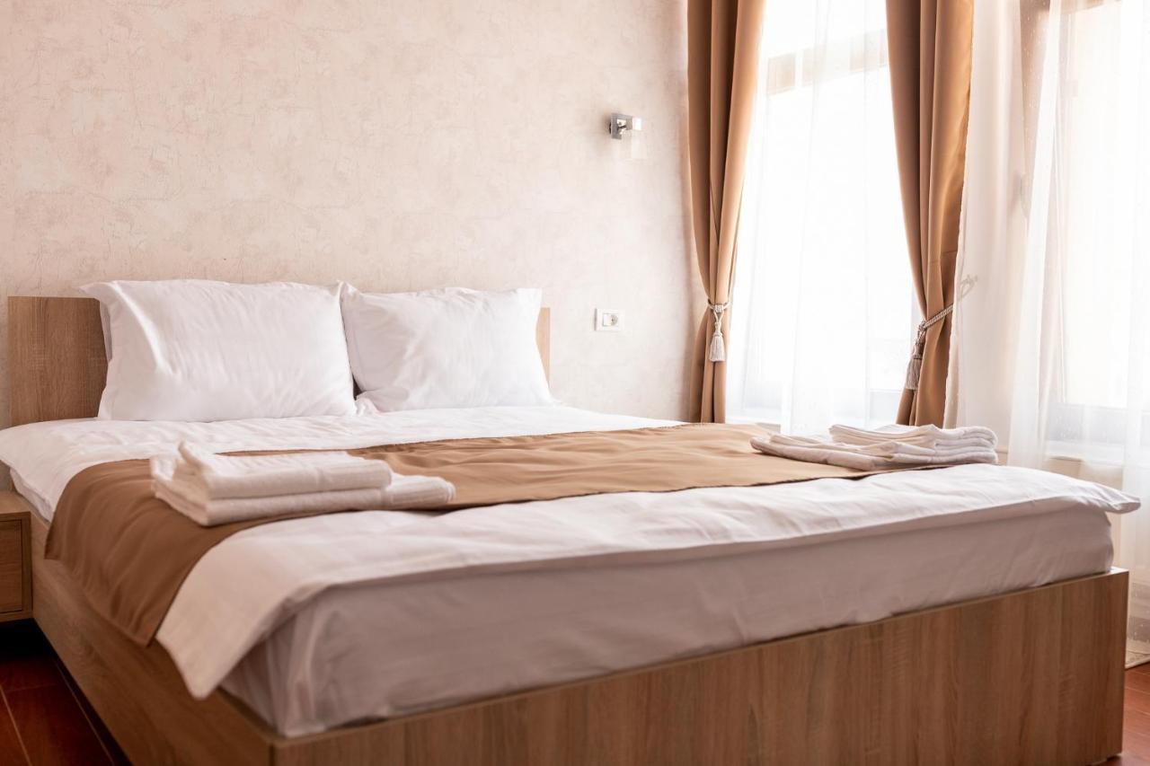 Marconi Guesthouse Hunedoara Exterior photo